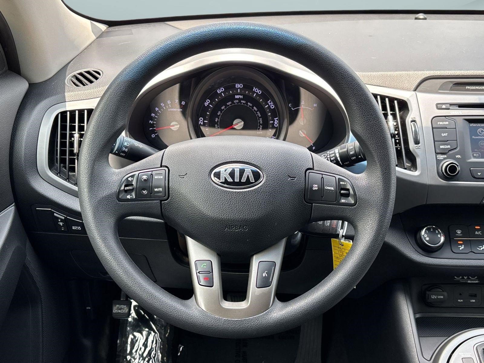 Used 2015 Kia Sportage LX AWD/4WD image 16