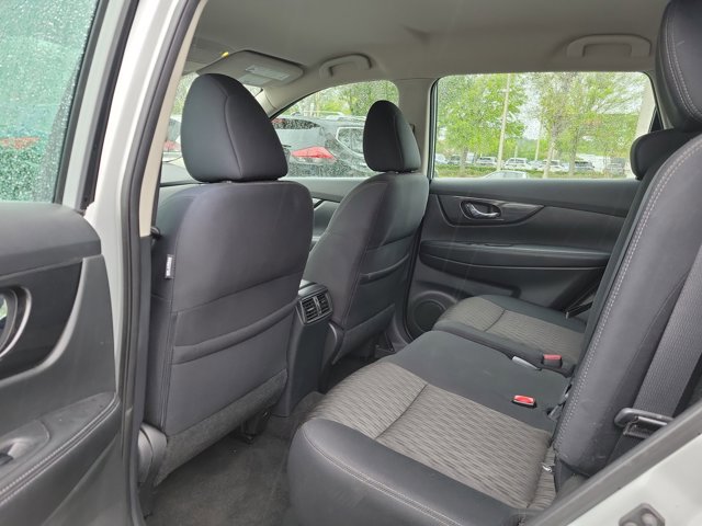 Used 2017 Nissan Rogue S image 13