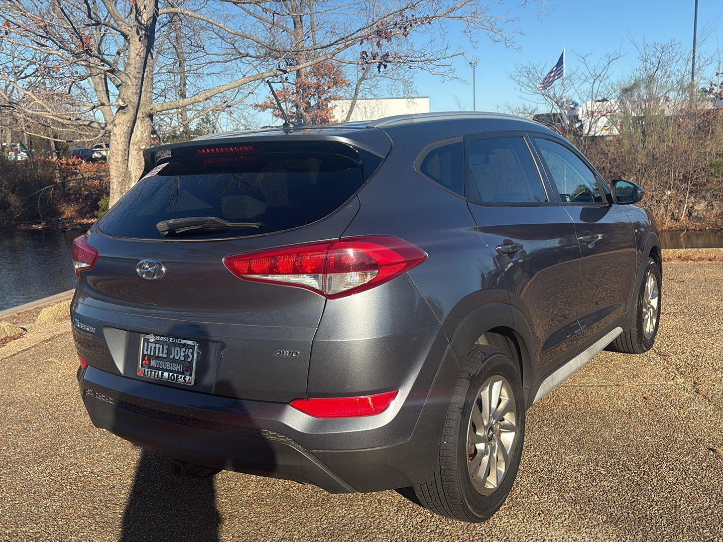 Used 2017 Hyundai Tucson SE AWD/4WD image 4