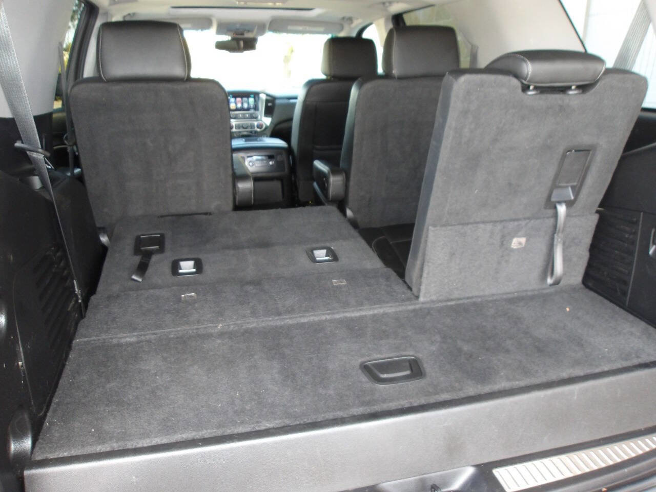 Used 2019 Chevrolet Tahoe LT w/ LT Midnight Edition image 33