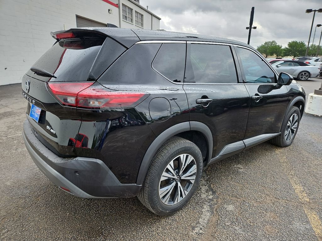 Used 2021 Nissan Rogue SV AWD/4WD image 11