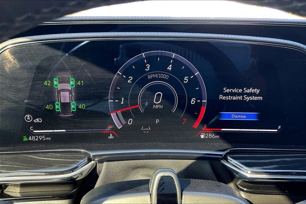 Used 2023 Cadillac Escalade V w/ Heavy-Duty Trailer Package image 16