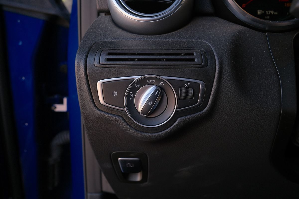 Used 2022 Mercedes-Benz GLC 300 image 13