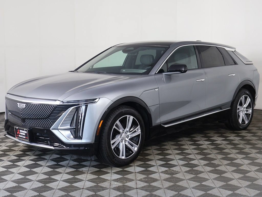 Used 2024 Cadillac Lyriq Tech RWD image 9