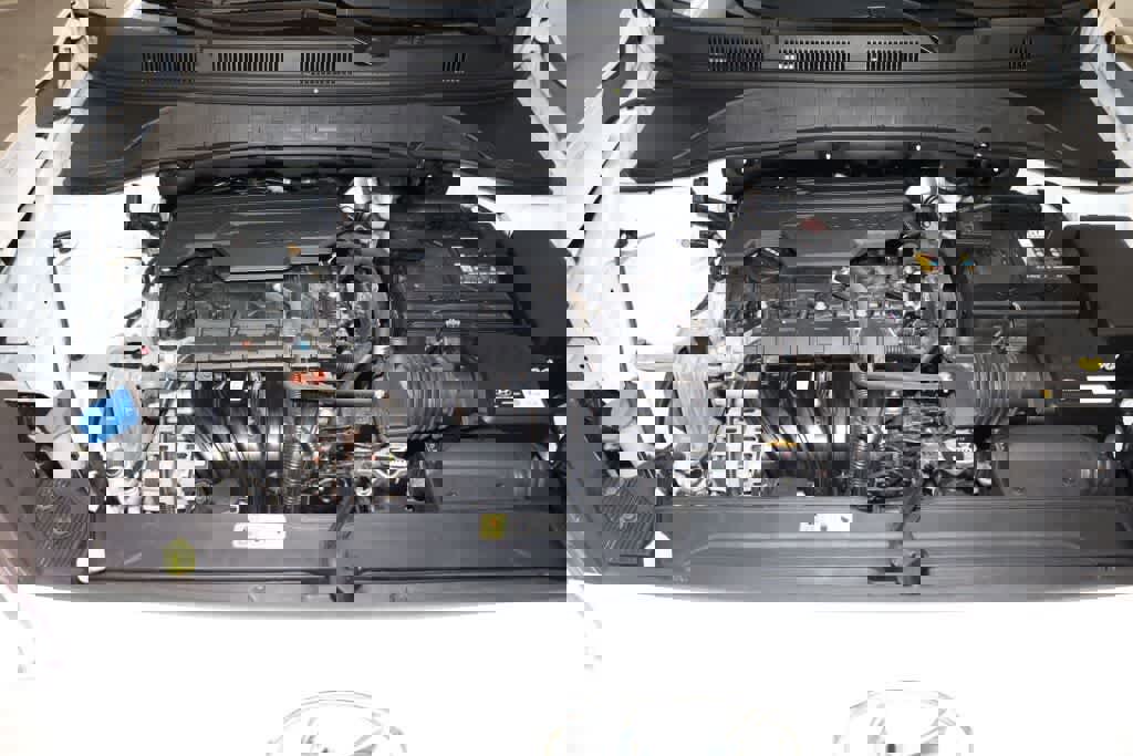 Used 2023 Hyundai Kona SEL AWD/4WD image 32