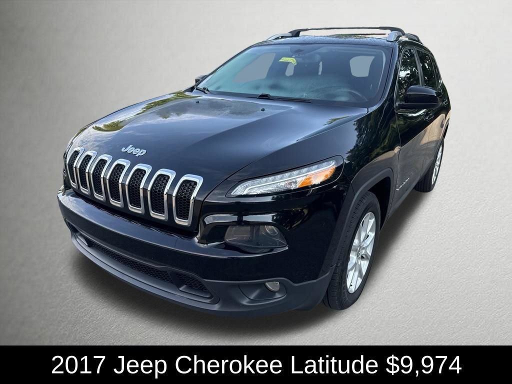 Used 2017 Jeep Cherokee Latitude FWD image 7