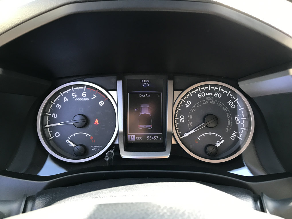 Used 2017 Toyota Tacoma SR5 AWD/4WD image 17