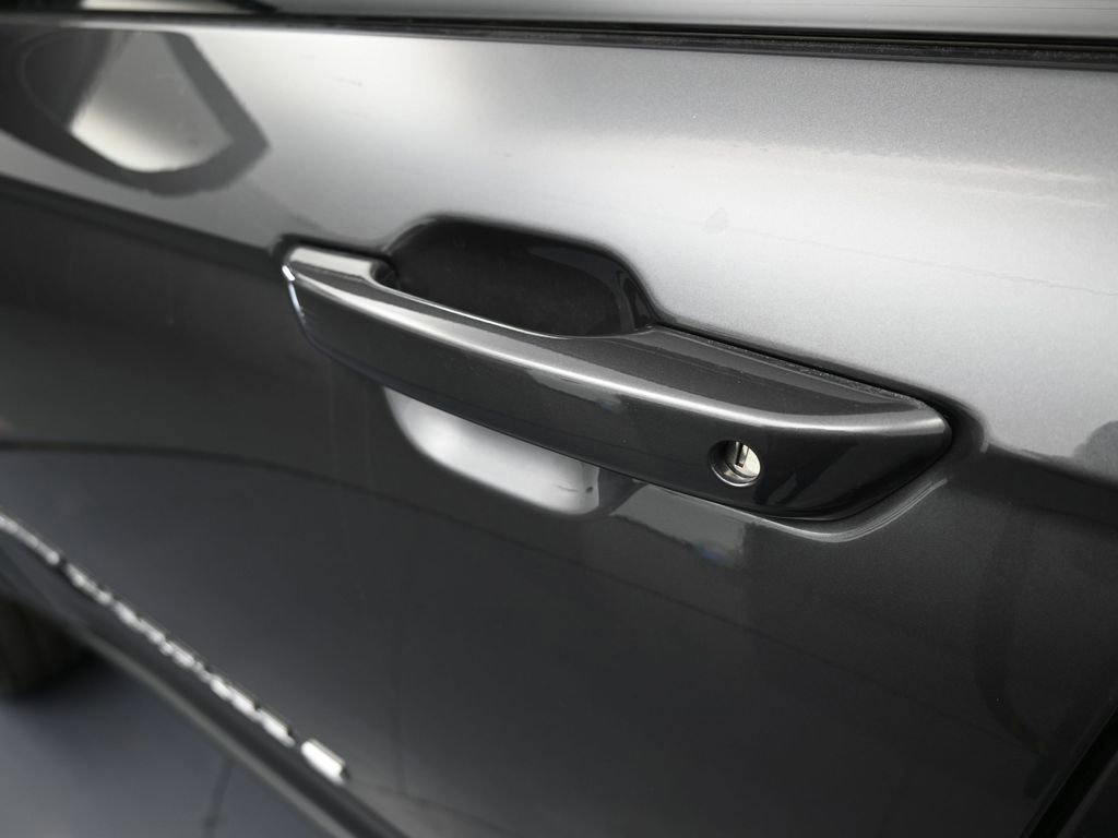 Used 2024 Jeep Grand Cherokee L Overland w/ Luxury Tech Group IV image 36