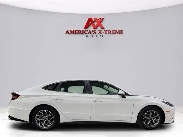 Used 2023 Hyundai Sonata SEL FWD image 9