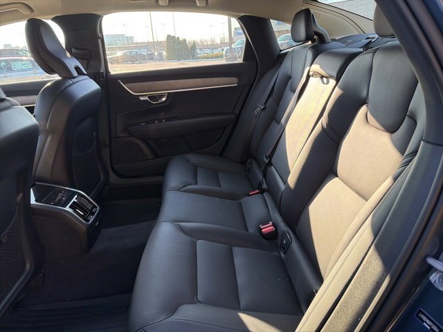 Used 2023 Volvo S90 B6 Plus w/ Protection Package Premier image 25