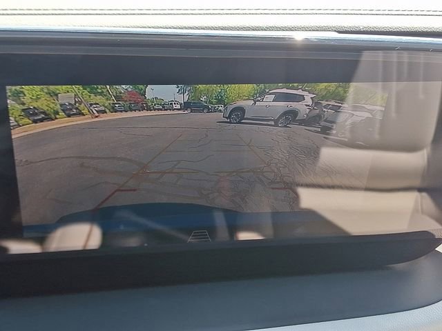 Used 2025 Buick Encore GX Avenir w/ Avenir Convenience Package AWD/4WD image 19