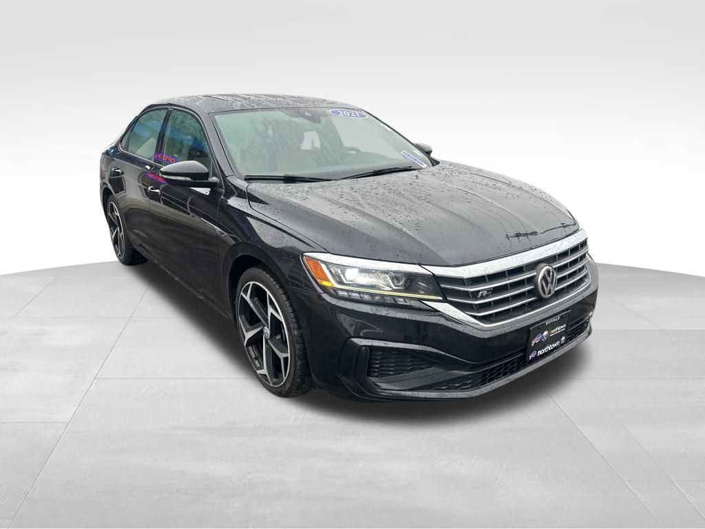 Used 2021 Volkswagen Passat 2.0T R-Line image 8