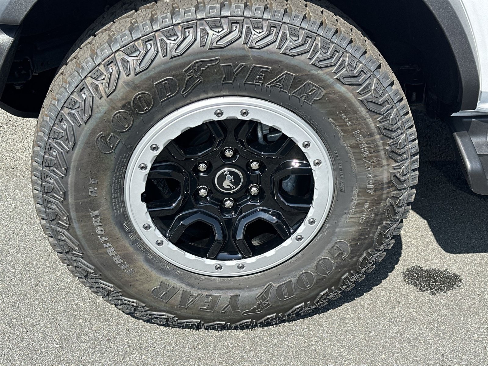 New 2025 Ford Bronco Outer Banks w/ Sasquatch Package AWD/4WD image 13