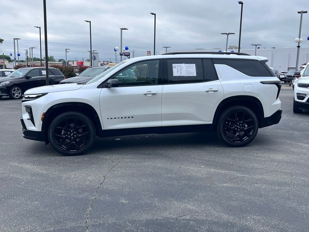 Used 2024 Chevrolet Traverse RS FWD image 6