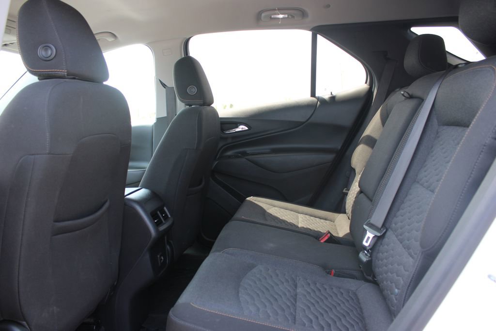 Used 2021 Chevrolet Equinox LT image 18