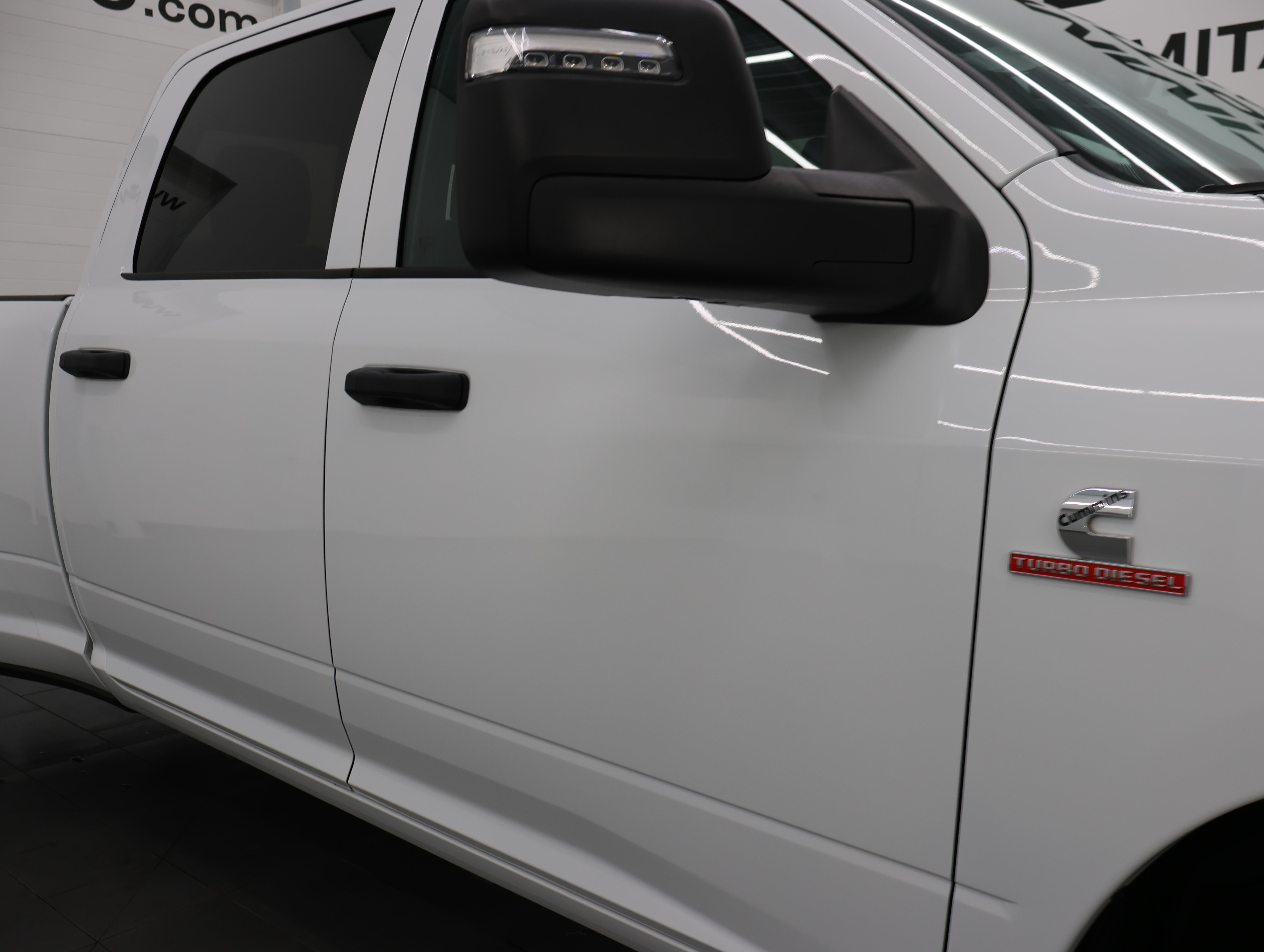 Used 2024 RAM 3500 Tradesman w/ Chrome Appearance Group AWD/4WD image 25