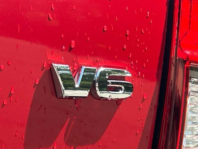 Used 2019 Toyota Tacoma TRD Sport AWD/4WD image 16