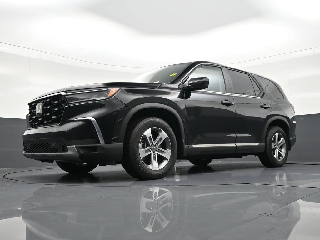 Used 2025 Honda Pilot EX-L image 25