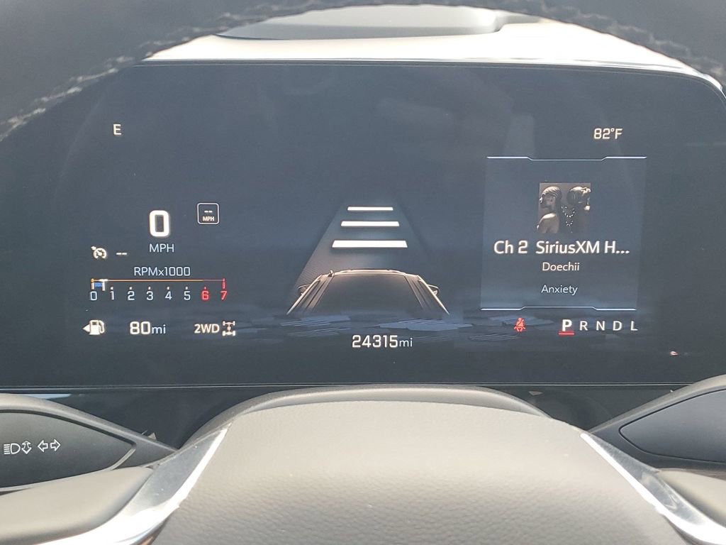 Certified 2025 Chevrolet Suburban Premier image 37