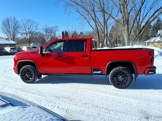 Used 2024 Chevrolet Silverado 3500 LTZ w/ LTZ Plus Package image 7
