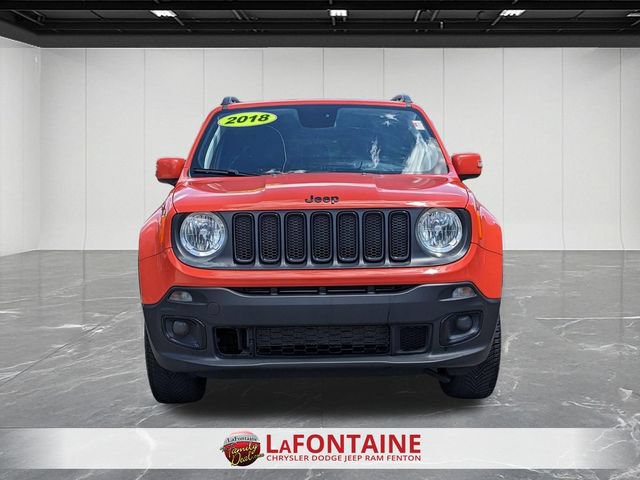 Used 2018 Jeep Renegade Altitude AWD/4WD image 8