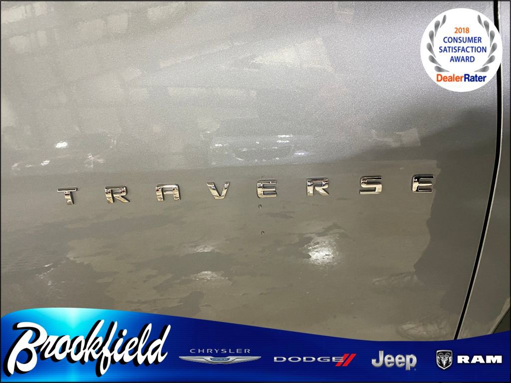 Used 2023 Chevrolet Traverse LT image 10