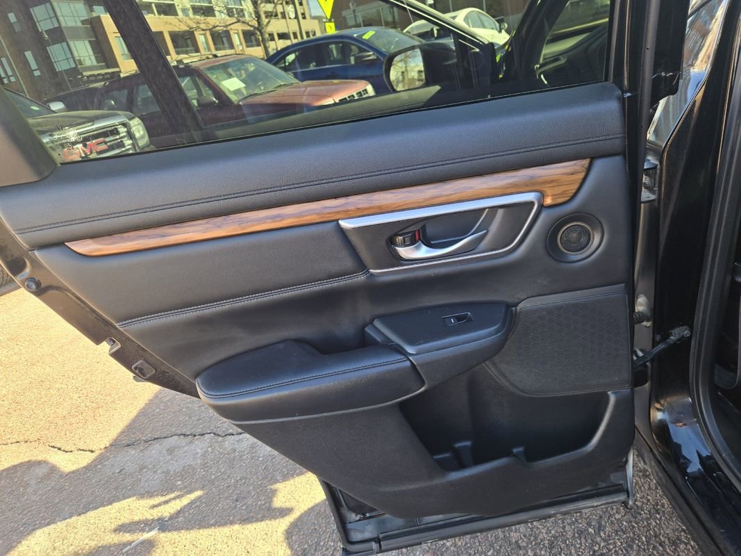 Used 2017 Honda CR-V EX-L image 18