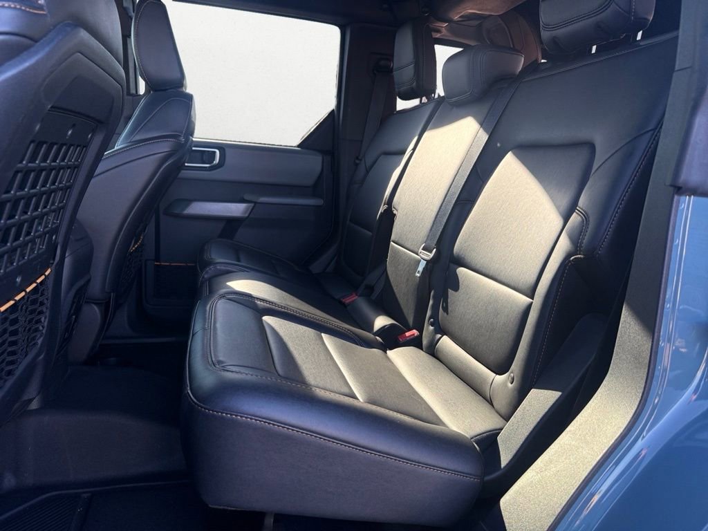 Used 2022 Ford Bronco Badlands w/ Sasquatch Package image 13