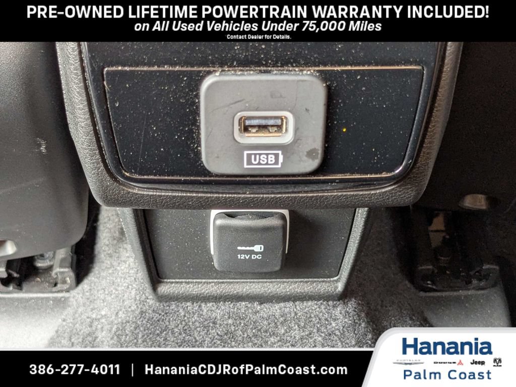 Used 2024 Jeep Compass Latitude w/ Sun and Sound Group AWD/4WD image 14