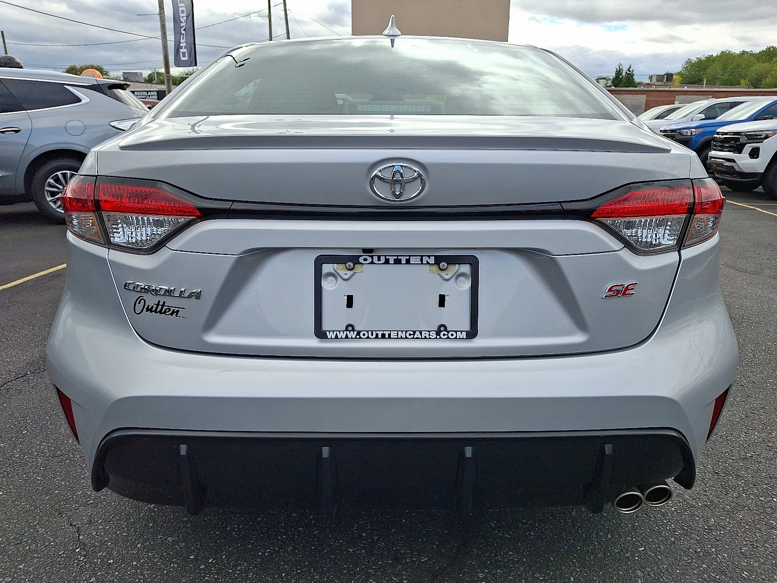 Used 2026 Toyota Corolla SE FWD image 4