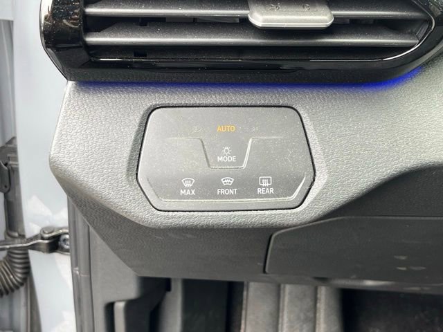 Used 2022 Volkswagen ID.4 Pro AWD/4WD image 28