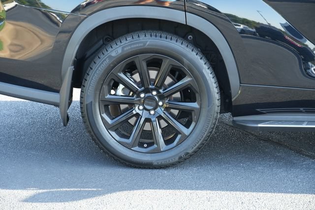 Used 2023 Toyota Highlander XLE FWD image 11