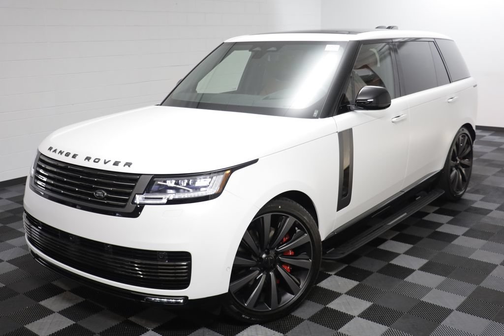 New 2026 Land Rover Range Rover SV AWD/4WD image 2