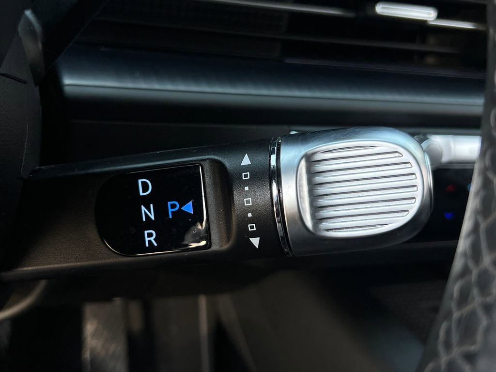Used 2023 Hyundai Ioniq 6 SEL image 27