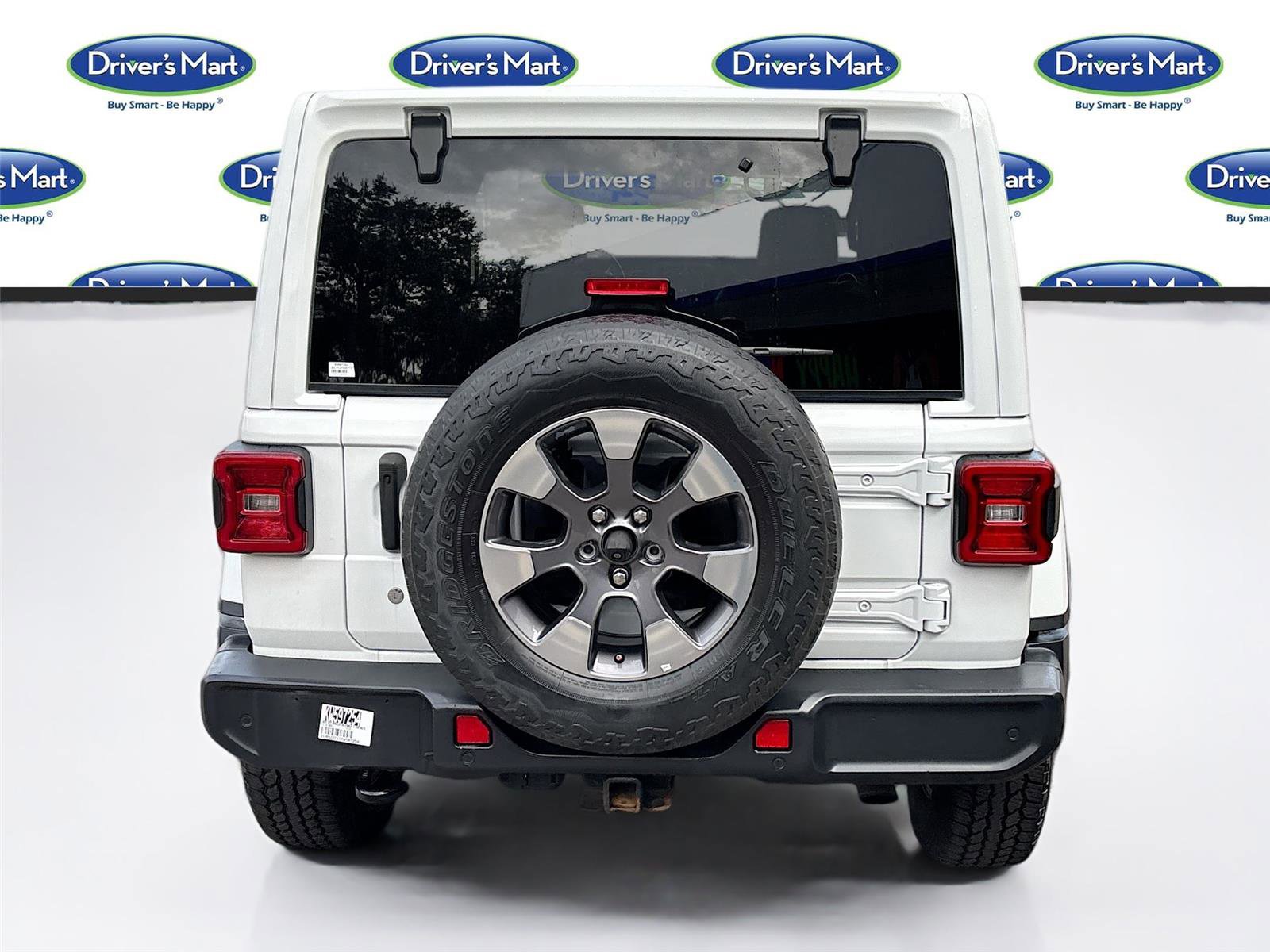 Used 2019 Jeep Wrangler Unlimited Sahara image 7