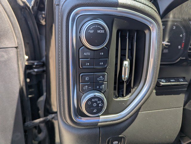 Used 2020 GMC Sierra 2500 Denali w/ Denali Ultimate Package AWD/4WD image 17