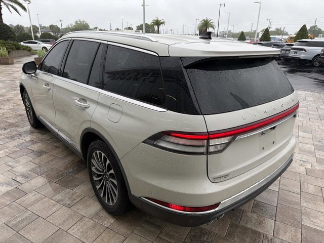 Certified 2022 Lincoln Aviator Reserve w/ Equipment Group 201A image 4