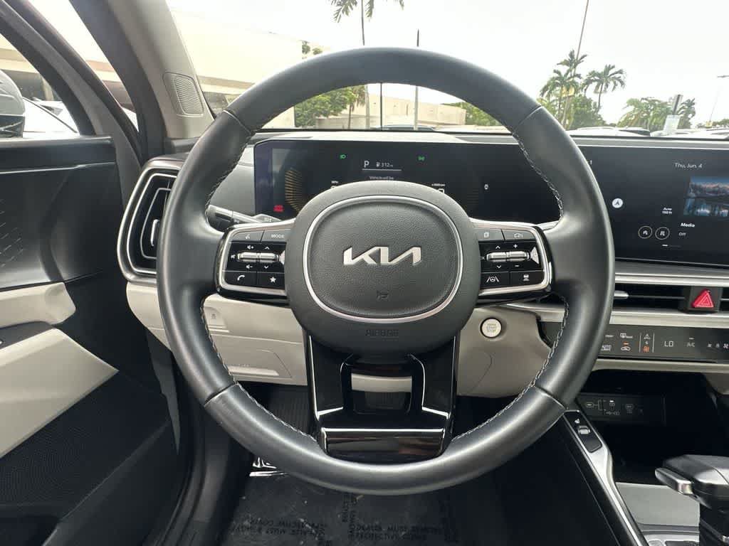 Certified 2024 Kia Sorento S w/ Panoramic Sunroof Package FWD image 22