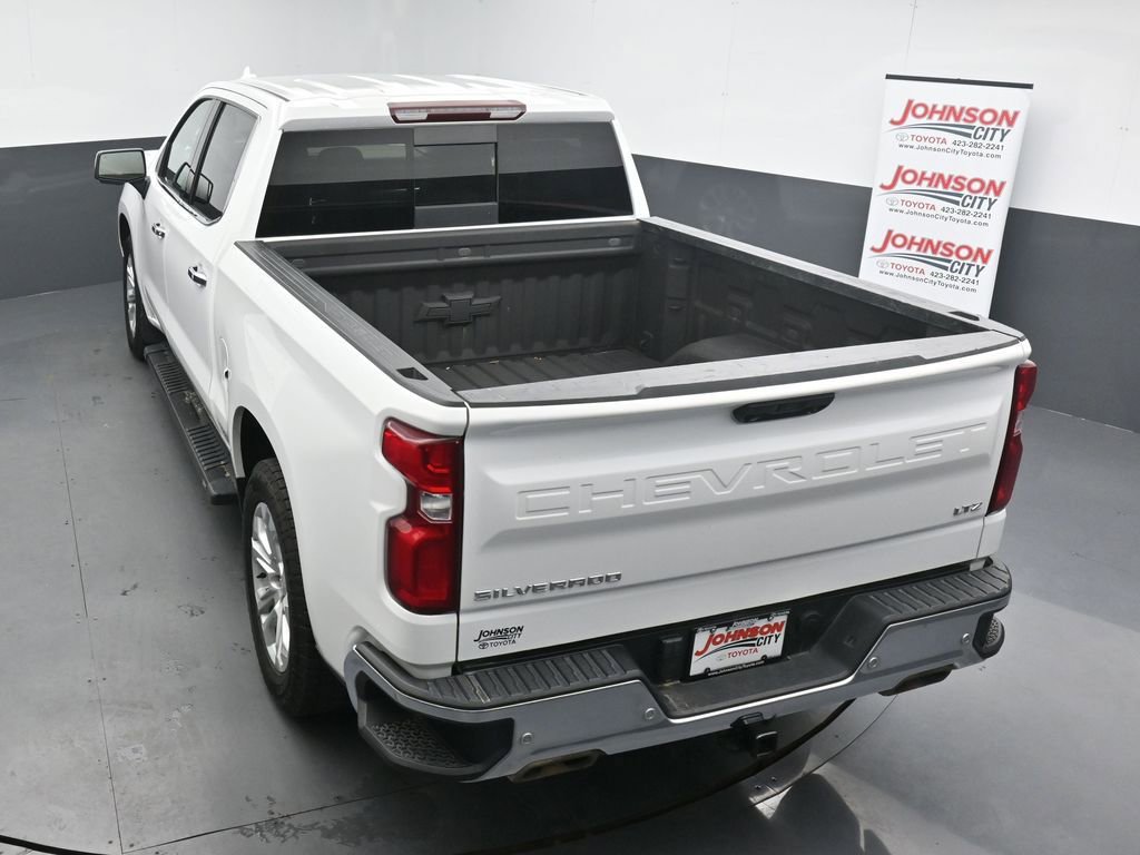 Used 2023 Chevrolet Silverado 1500 LTZ w/ LTZ Convenience Package II AWD/4WD image 31