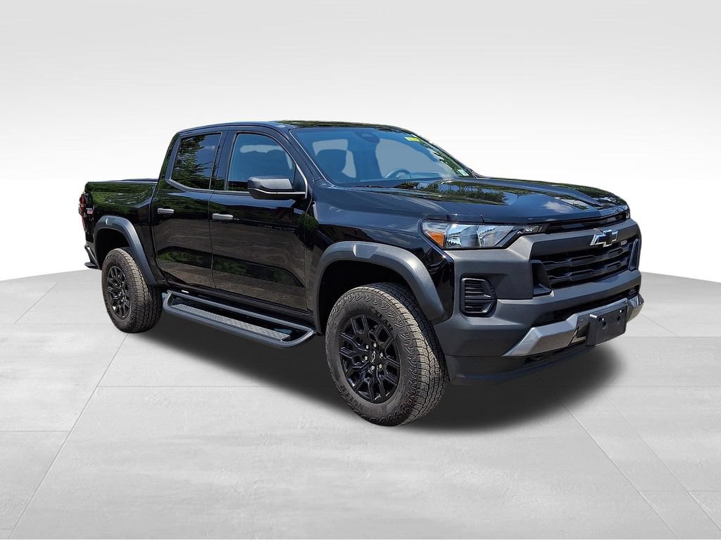 Used 2024 Chevrolet Colorado Trail Boss AWD/4WD image 1