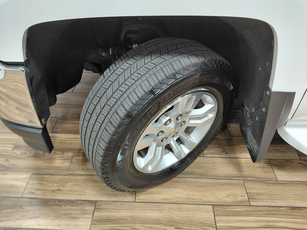 Used 2018 Chevrolet Silverado 1500 LT w/ All Star Edition AWD/4WD image 27