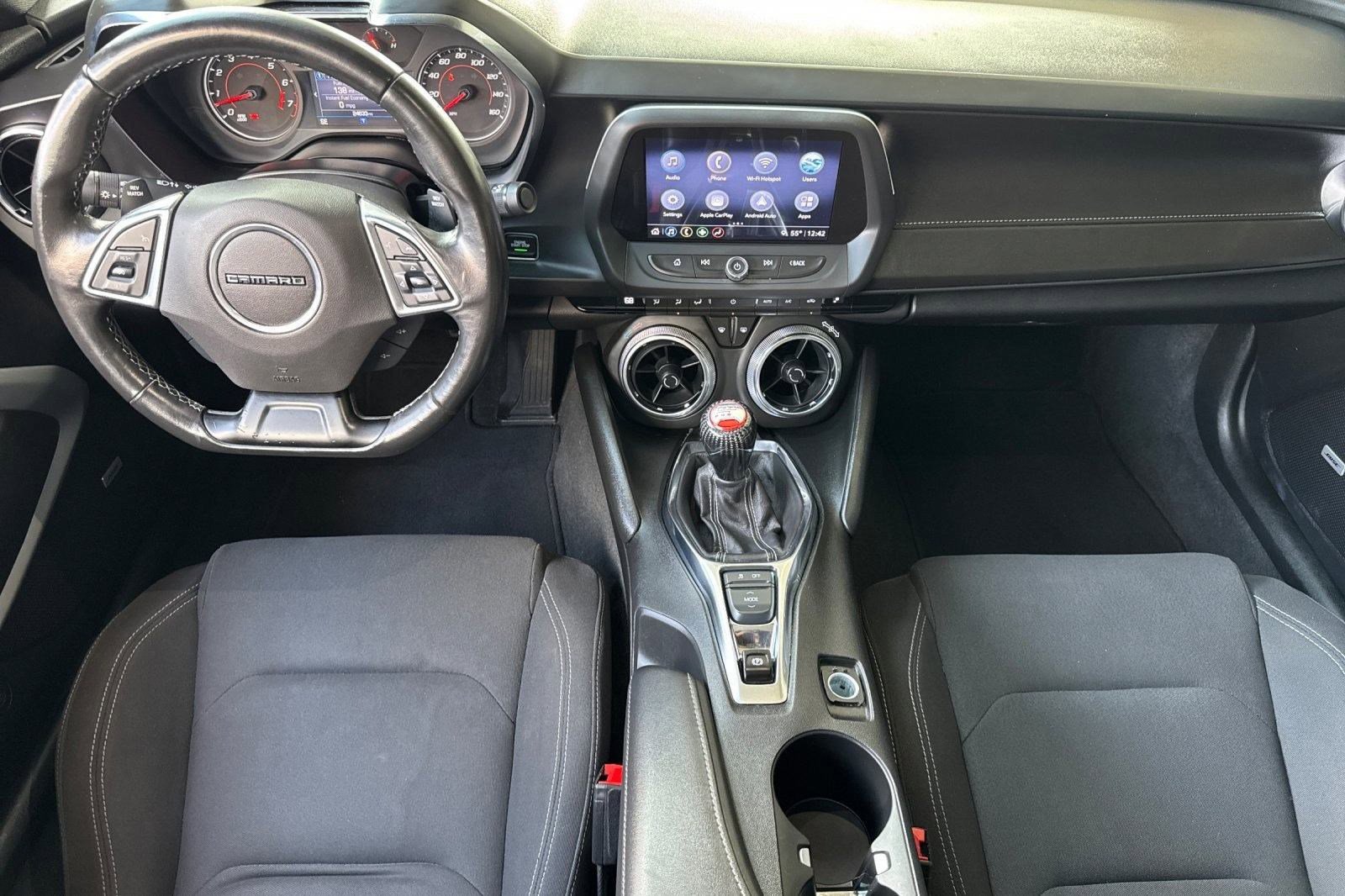 Used 2022 Chevrolet Camaro LT w/ RS Package image 15