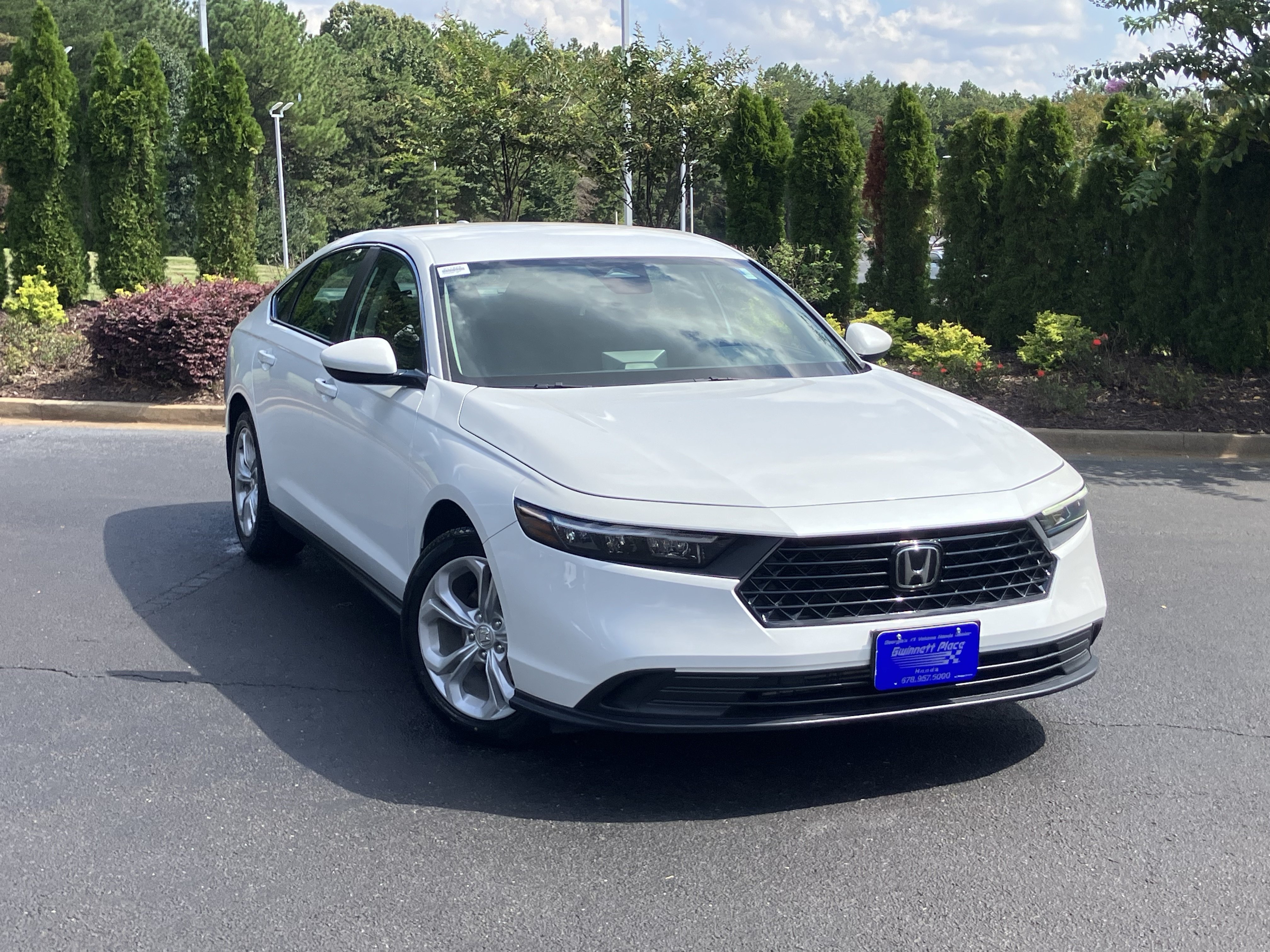 Certified 2023 Honda Accord LX image 2