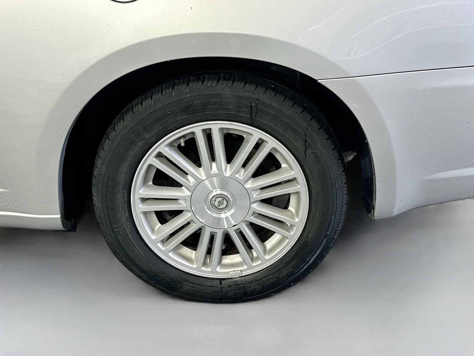 Used 2008 Chrysler Sebring Touring FWD image 28