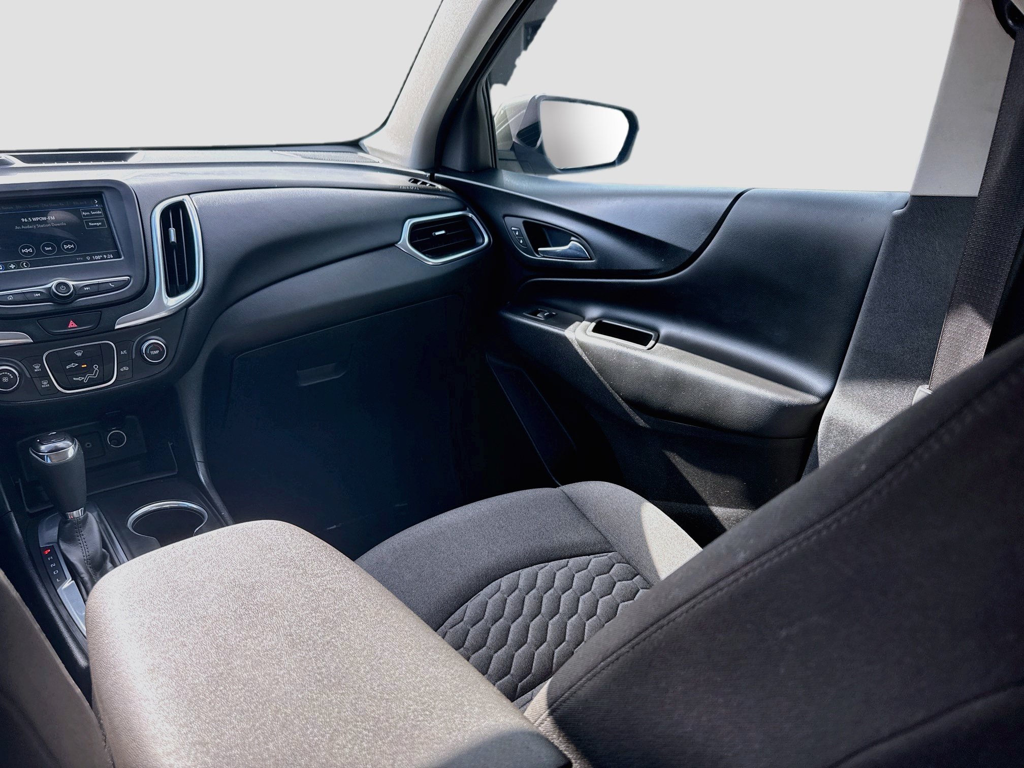 Used 2019 Chevrolet Equinox LT FWD image 19