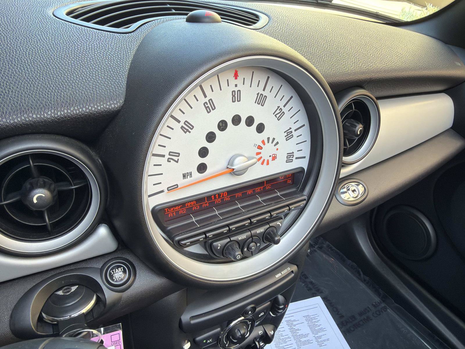 Used 2014 MINI Cooper Convertible FWD image 9