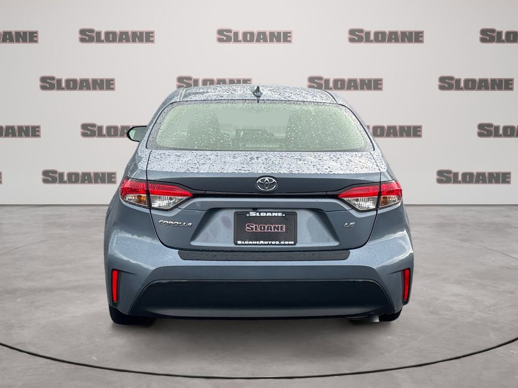 Used 2023 Toyota Corolla LE FWD image 4