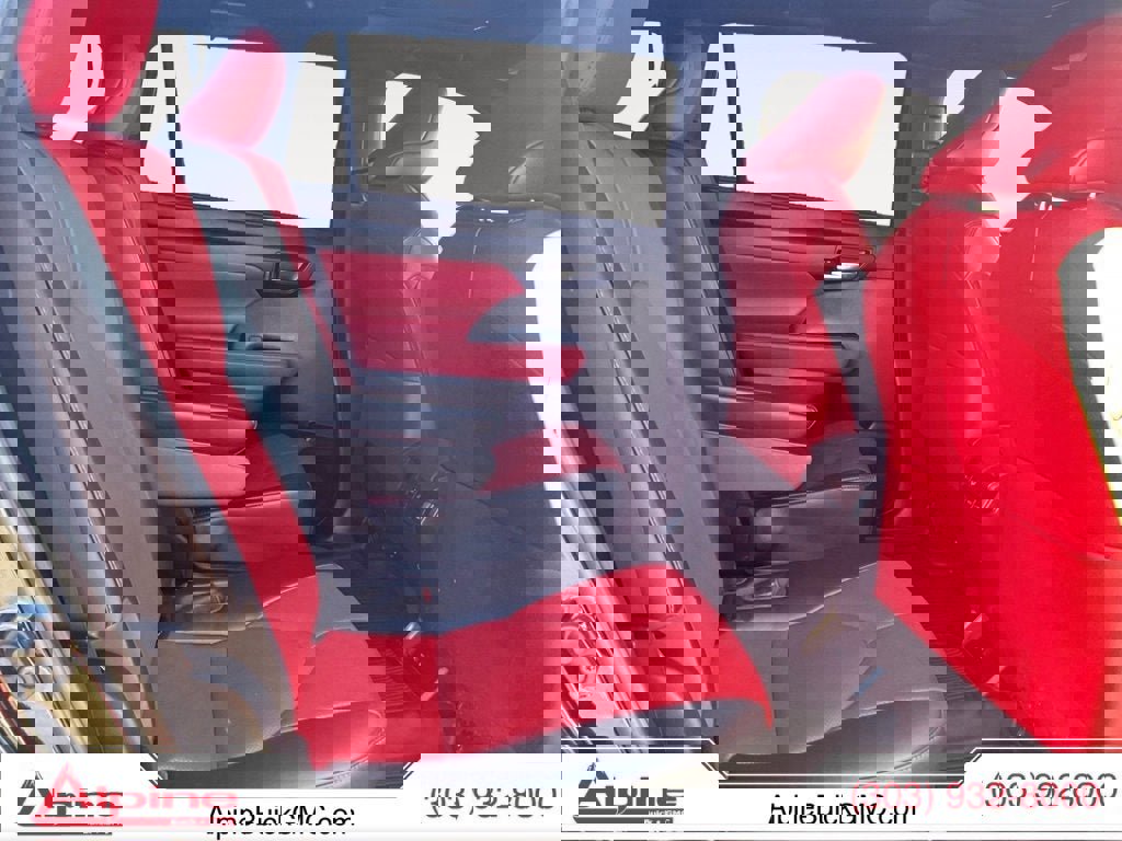 Used 2023 Toyota Highlander XSE image 13