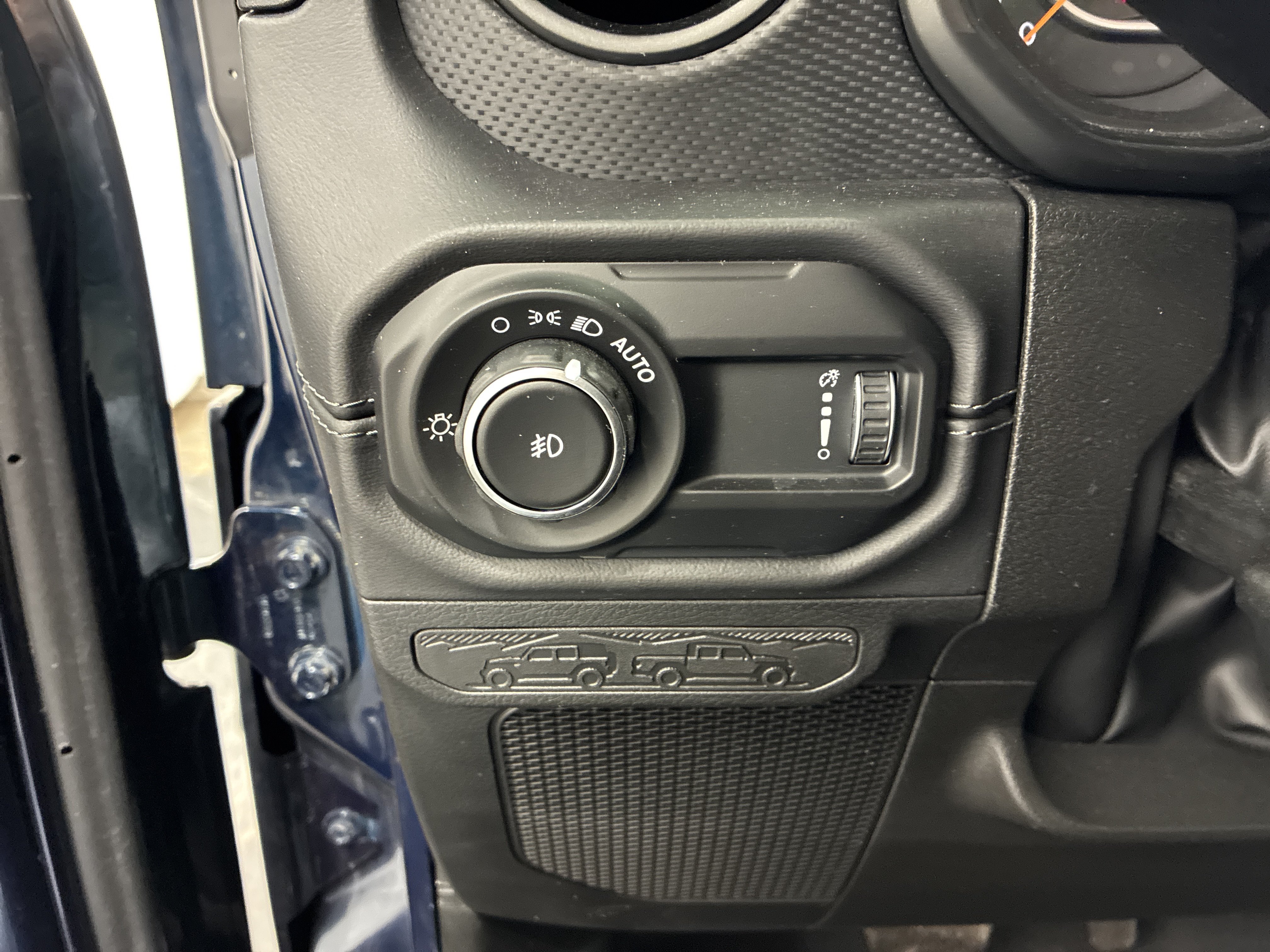 Certified 2025 Jeep Wrangler Unlimited Rubicon AWD/4WD image 18
