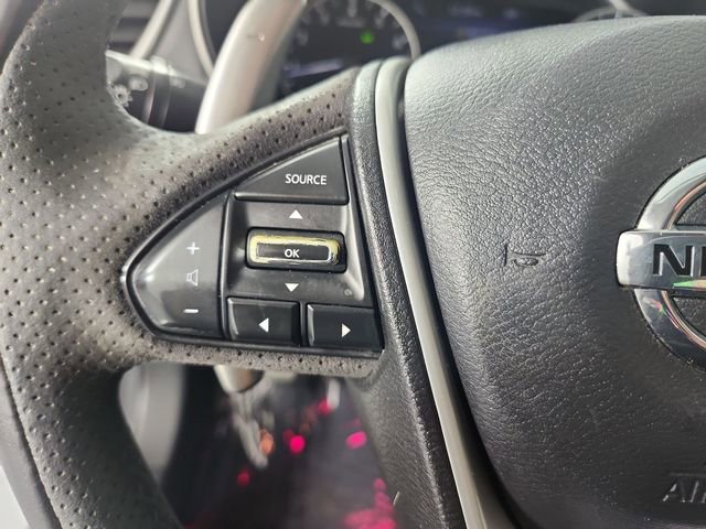 Used 2016 Nissan Maxima SR w/ Interior Lighting Package FWD image 13